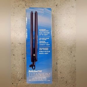 New Babyliss Pro 3/4 Inch Mini Flat Iron